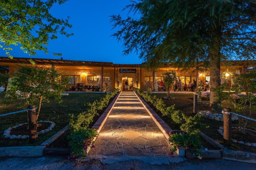 Agriturismo Quartuccio Oricola Exterior photo